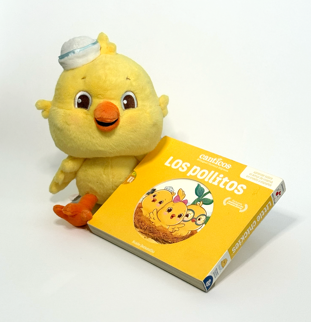 Ricky Storytime Set: Los Pollitos Book + Plush