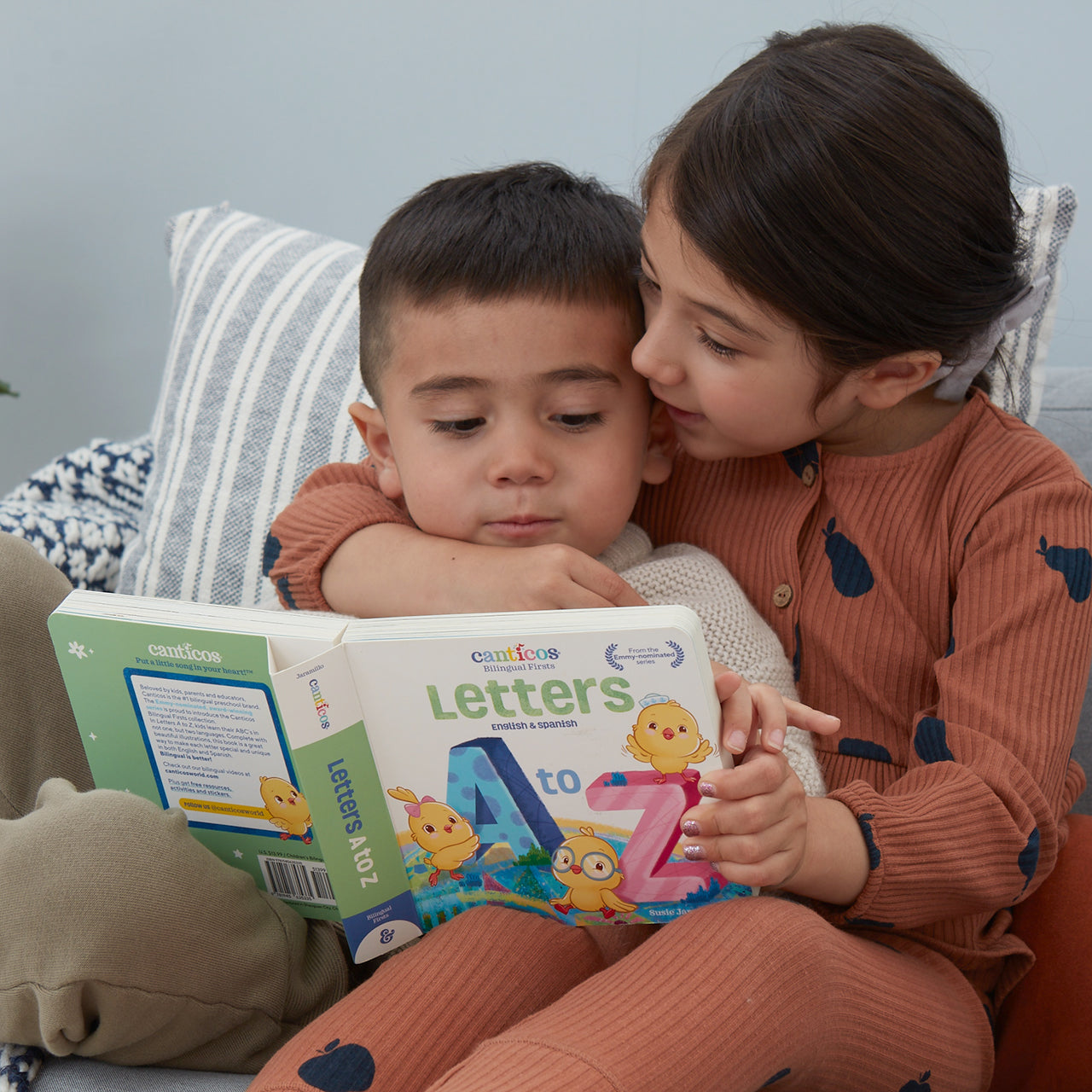 Letters A to Z / Letras A a la Z Book