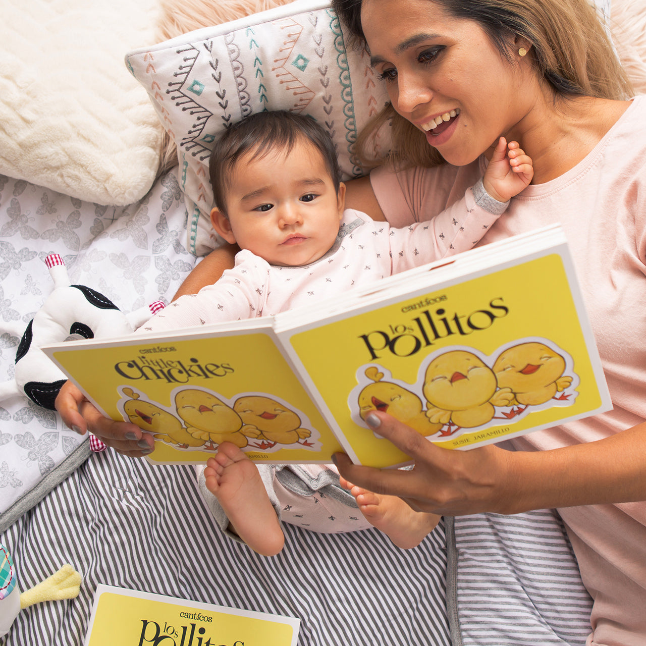 Classic: Little Chickies / Los Pollitos Book